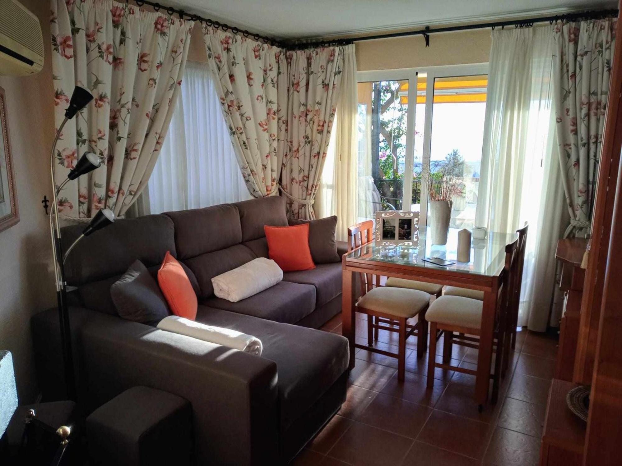 La Carihuela A 5 Minutos De La Playavistas Al Mar Apartment Torremolinos Exterior photo